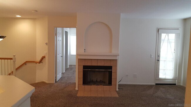 Building Photo - 1835 Calvedos Dr