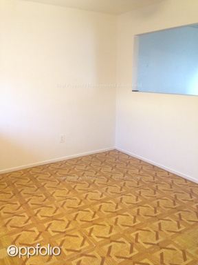 Building Photo - 1401 Baker St