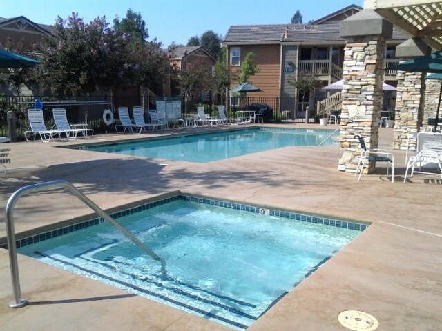 Foto principal - Vintage Woods Senior Apartments