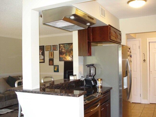 Foto del edificio - 614 Cherry Hill Dr