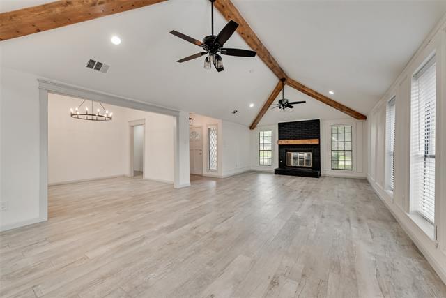 Foto del edificio - 630 Pheasant Ln