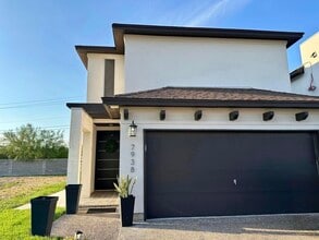 Building Photo - 7938 Elka Lp
