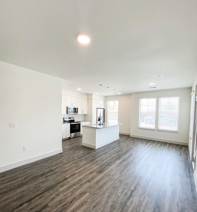 Building Photo - Georgetown TX - 2 Months Free! Brand New
