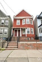 Building Photo - 38 Gates Ave