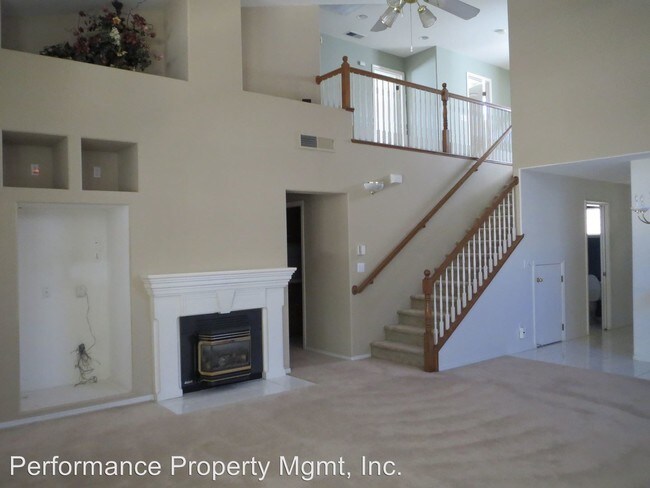 Building Photo - 3 br, 2.5 bath House - 3766 W. Josiah Lane