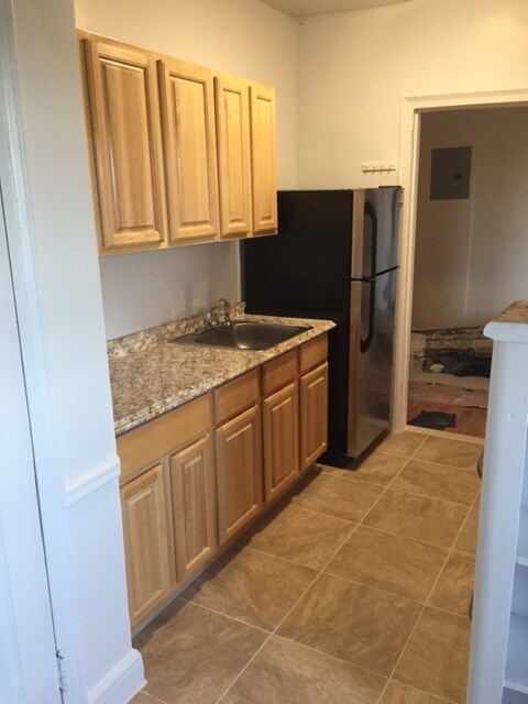 Foto principal - 669 N Terrace Ave
