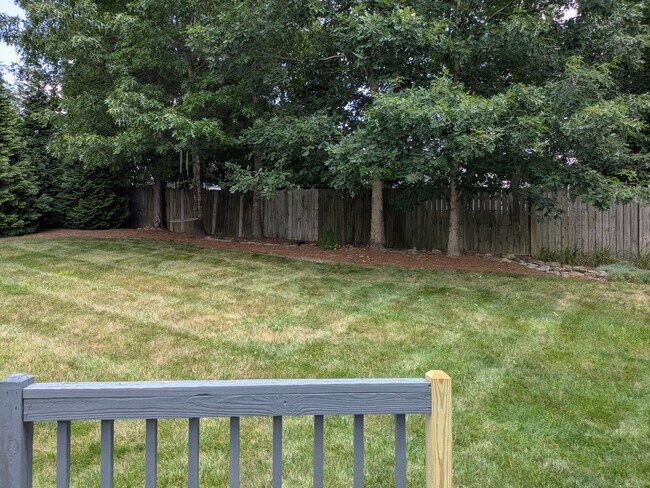 Foto del edificio - 3BR/2.5Bath House in NE Hickory