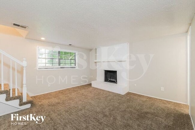 Foto del edificio - 6404 E 140th Terrace