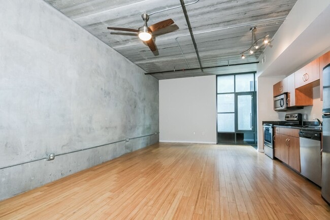 Building Photo - COOL BLOW has an open rental!