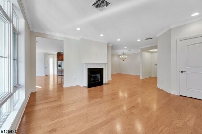 Building Photo - 212 Metzger Drive