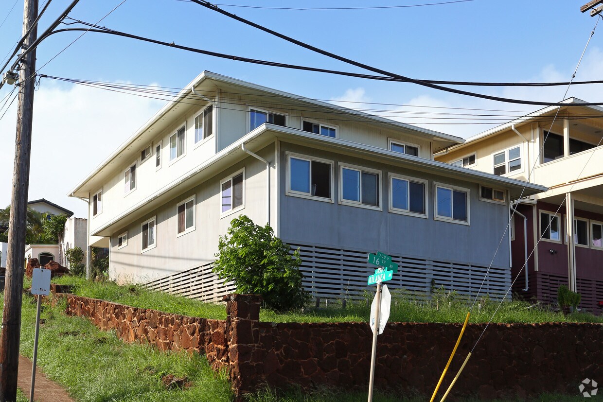 Primary Photo - 700 16th Ave