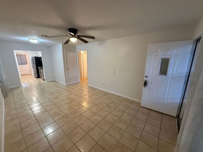 Foto del edificio - Gulf Breeze - Greenbriar Estates - 2 bedroom, 1 bathroom