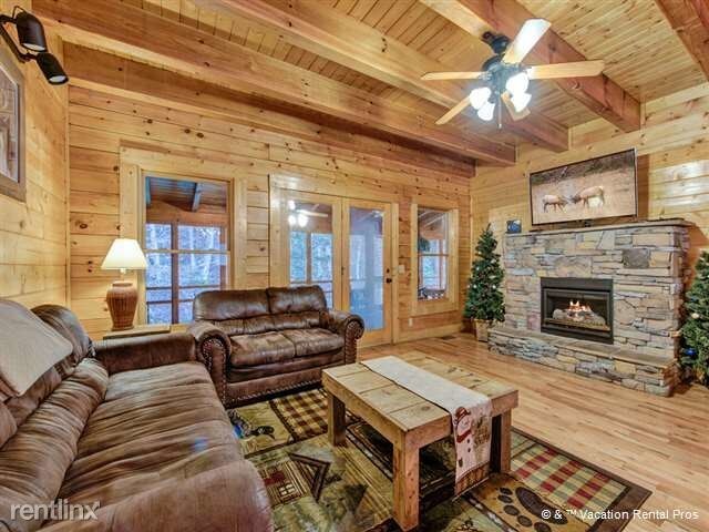 Building Photo - 303 Caney Creek Rd