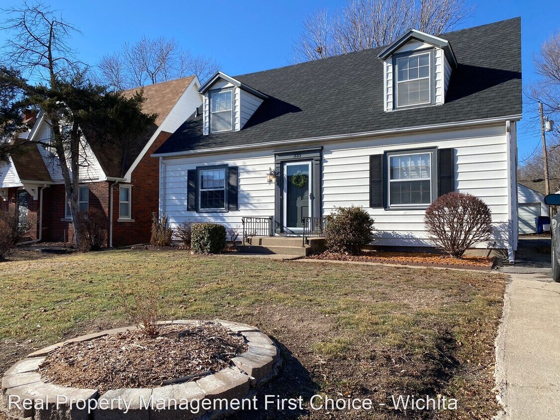 Primary Photo - 3 br, 2 bath House - 333 N Oliver