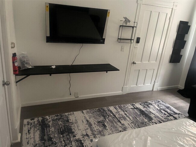 Foto del edificio - 135 5th Ave