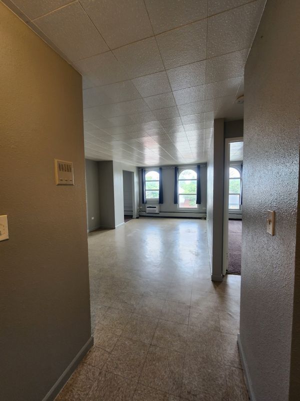 Foto del edificio - 1600 Clinton St