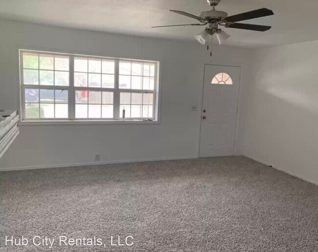 Building Photo - 4 br, 2 bath House - 506 W 6th Street