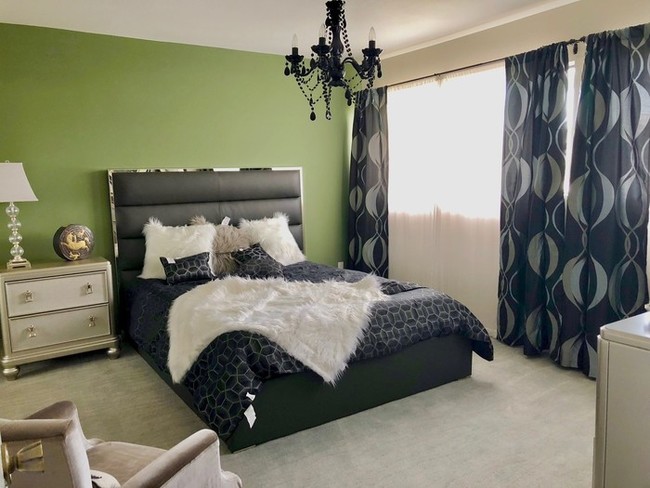 Building Photo - Nicely Updated 2 Bedroom Condo in The Palms!