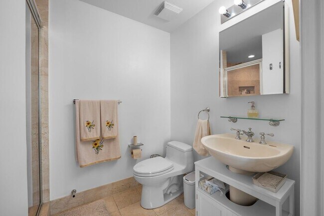 Foto del edificio - 111 SE 8th Ave