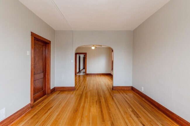 Building Photo - 4934 W 24th St