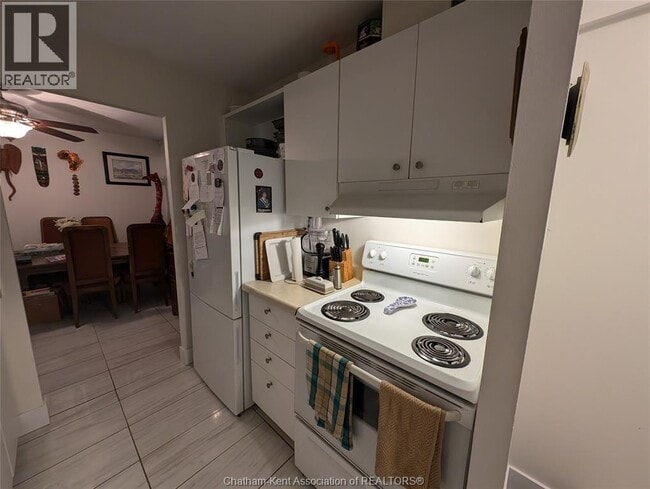 Building Photo - 150 Park Ave E