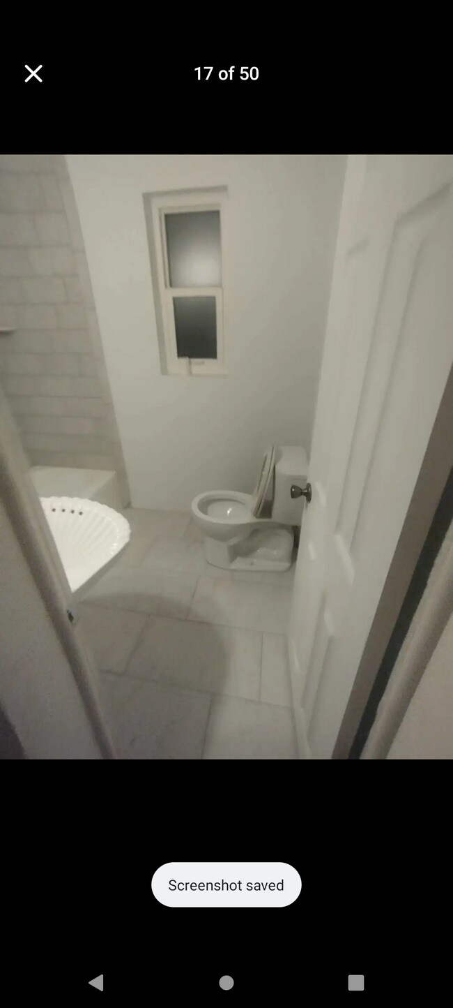 Foto del edificio - 635 N Nova Rd