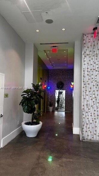 Foto del edificio - 133 NE 2nd Ave