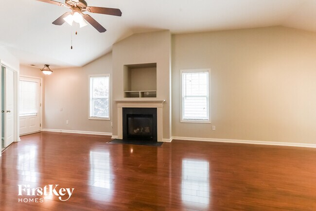 Foto del edificio - 342 Downing Creek Trail