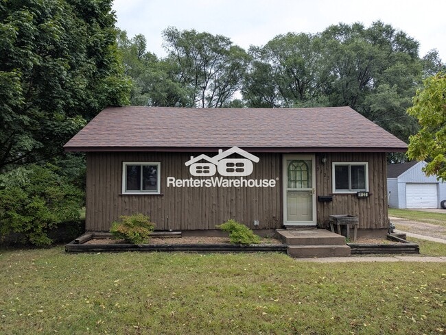Building Photo - 9123 Pillsbury Ave S