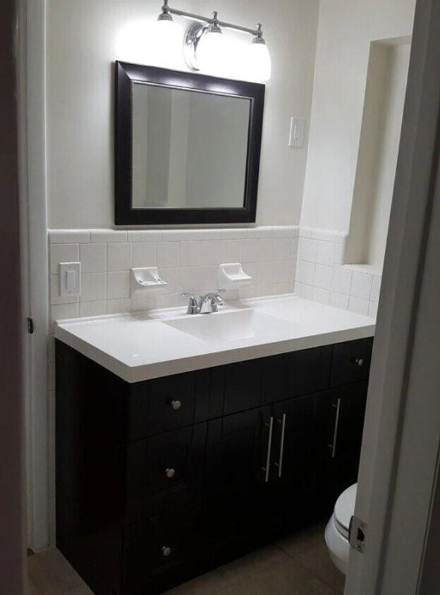 Photo - 1700 NW 27TH TER, FORT LAUDERDALE, FL 33311