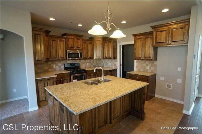 Building Photo - 4 br, 2 bath House - 1614 Pebble Beach Drive