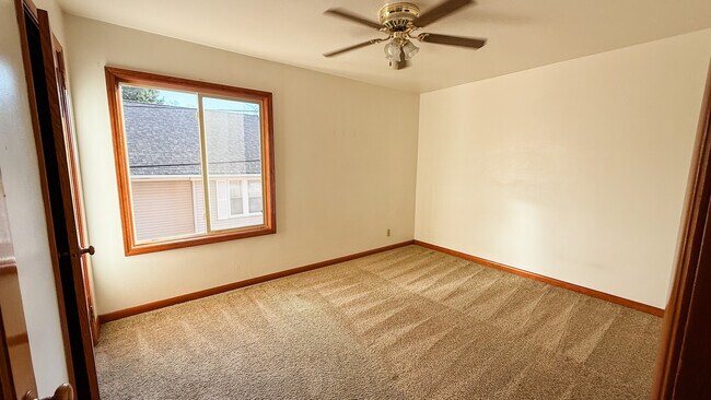 305 habitaciones - Brentwood Apartments