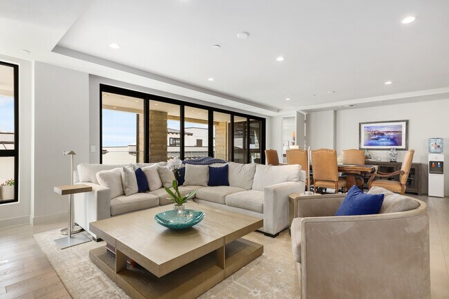 Building Photo - 17322 Tramonto Dr