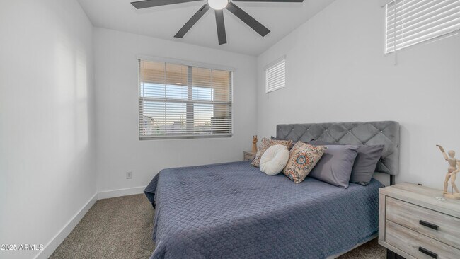 Building Photo - 16159 S 177th Dr