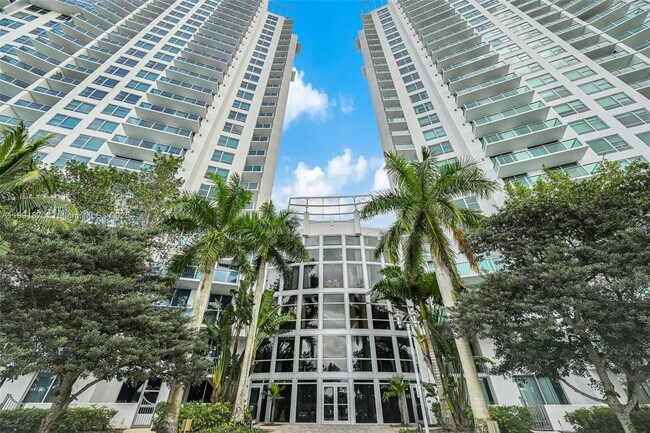 Foto del edificio - 2681 N Flamingo Rd