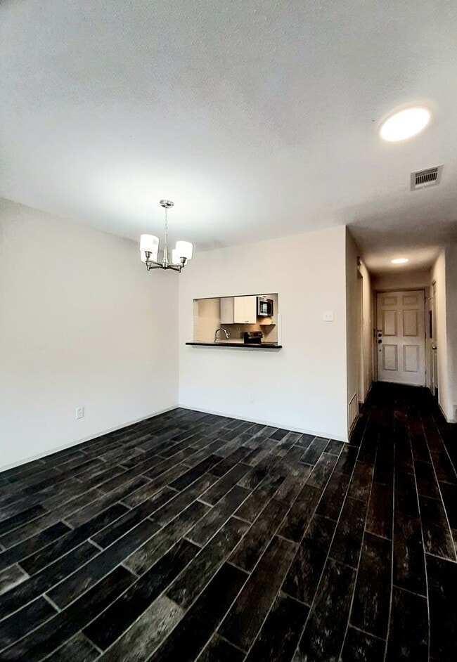 Building Photo - 3635 Garden Brook Dr