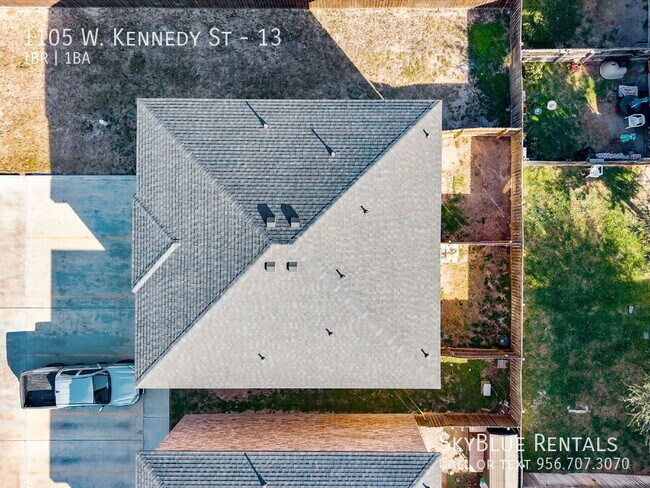 Foto del edificio - 1105 W Kennedy St