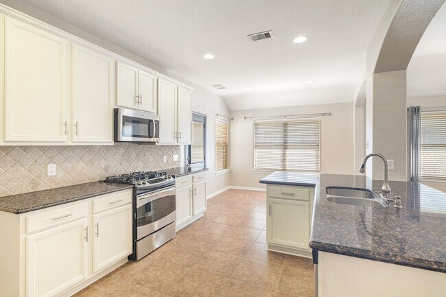 Foto del edificio - 139 N Hawkhurst Cir