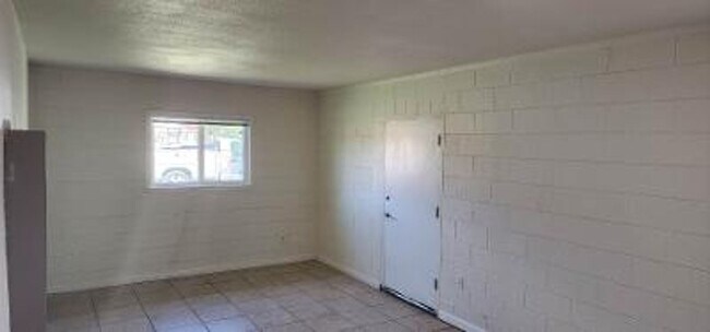 Foto del edificio - Remodeled 1 bed, 1 bath.