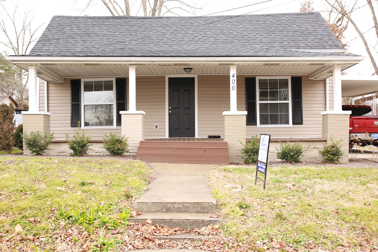 Foto principal - 406 W 4th St