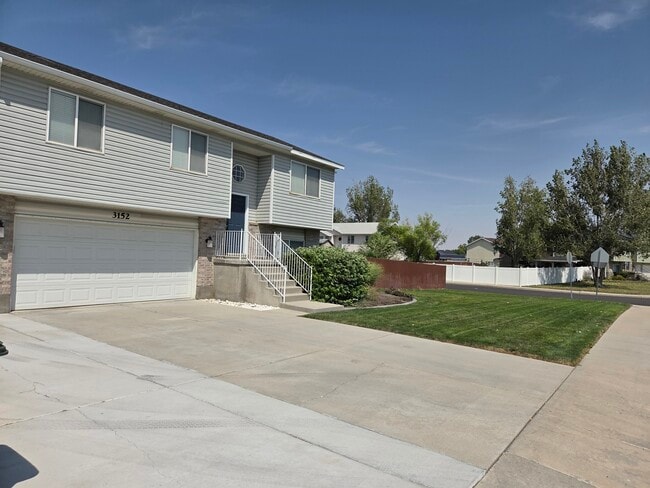 Building Photo - 3152 Marcrest Dr