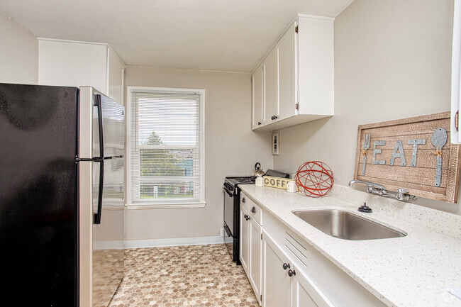 1HAB,1BA-625SF - View at Manette