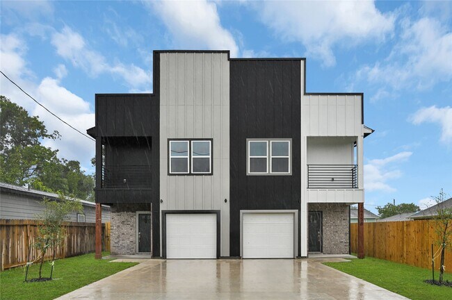 Foto del edificio - 7415 Hezekiah Ln