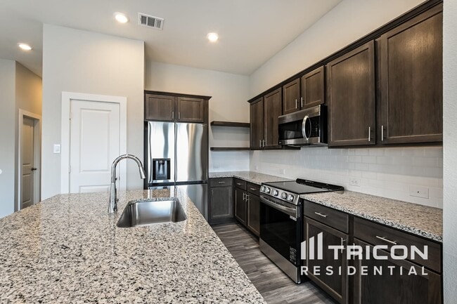 Building Photo - 22823 Terrazzo Dr