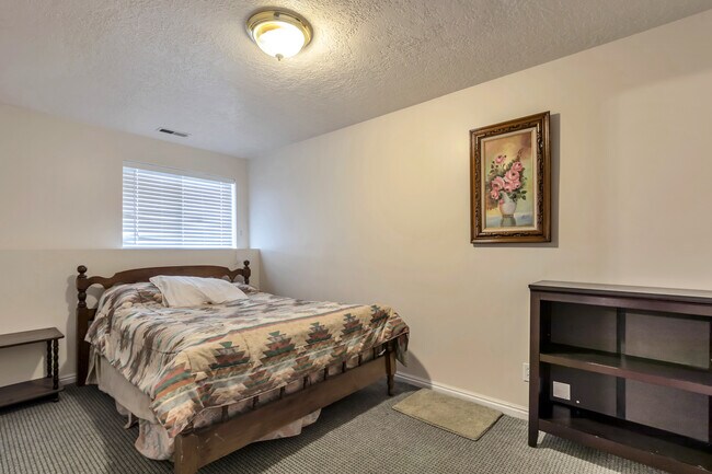 Building Photo - 3563 E Wasatch Grove Ln