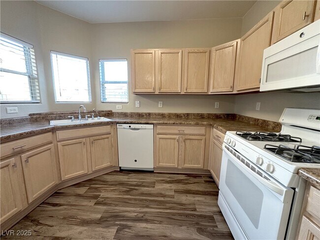 Foto del edificio - 2052 Jade Creek St