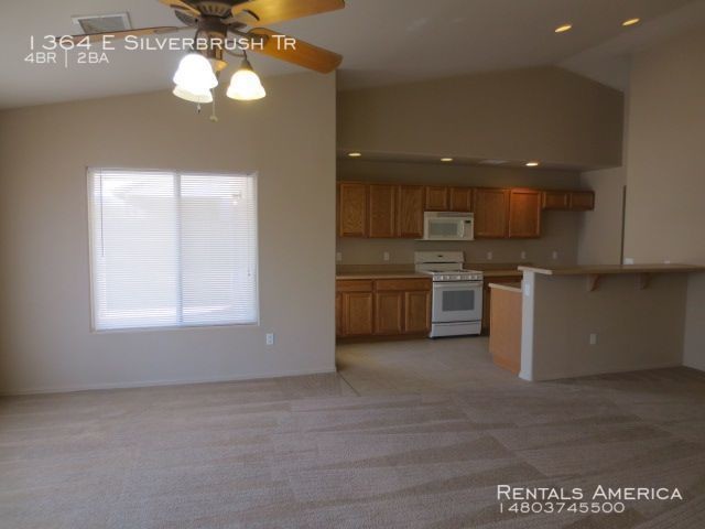 Building Photo - 1364 E SILVERBRUSH
