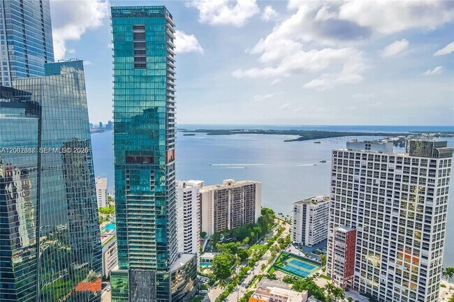 Foto del edificio - 1451 Brickell Ave