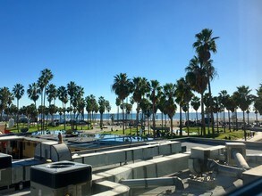 Building Photo - Boardwalk Flats - Ocean Front Studios