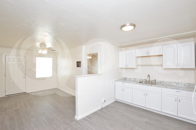 Photo - 7040 Grand Ave House